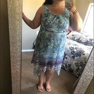 No Boundaries XXL dress with a handkerchief cut